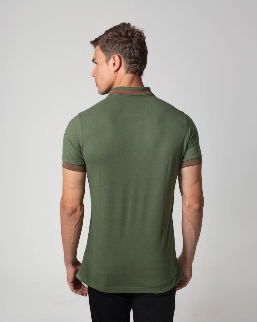 Camisa Polo Básica em Piquet Masculina