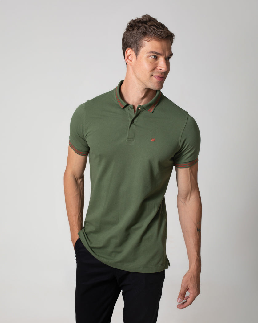 Camisa Polo Básica em Piquet Masculina
