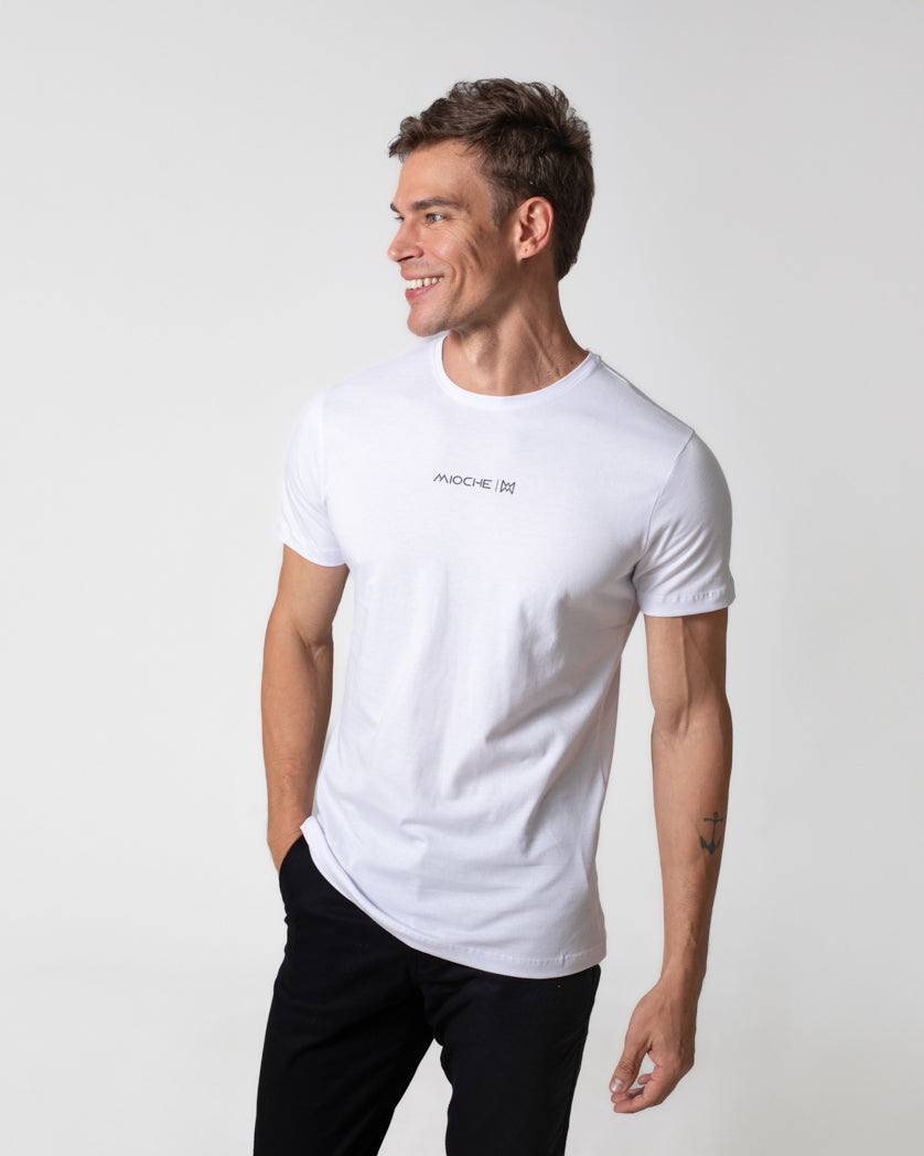 T-Shirt Básica com Silk